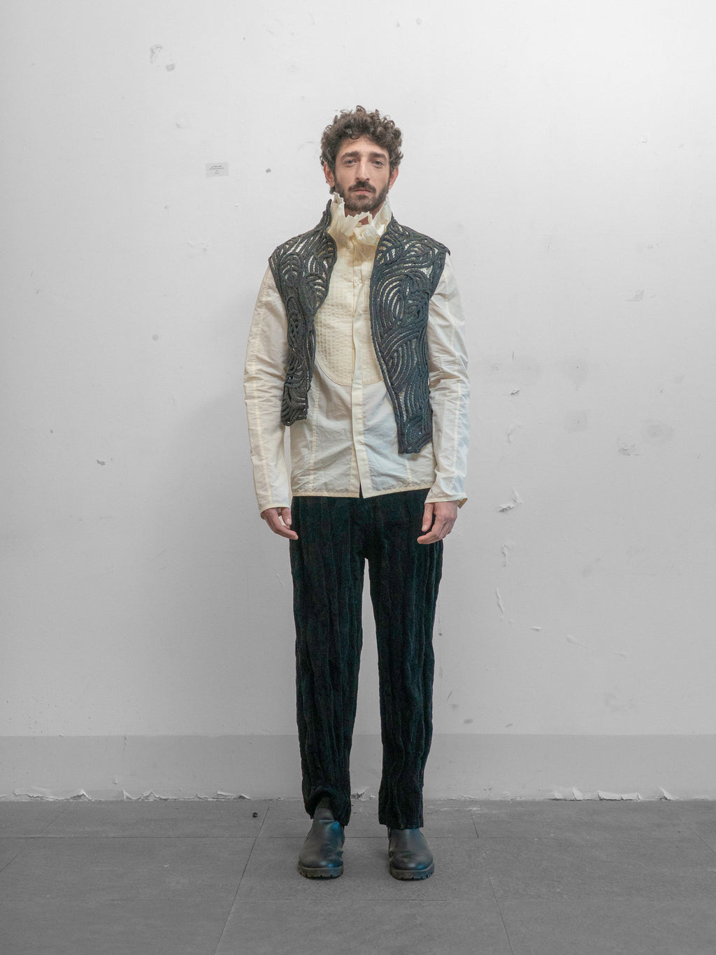 VICTORY VEST